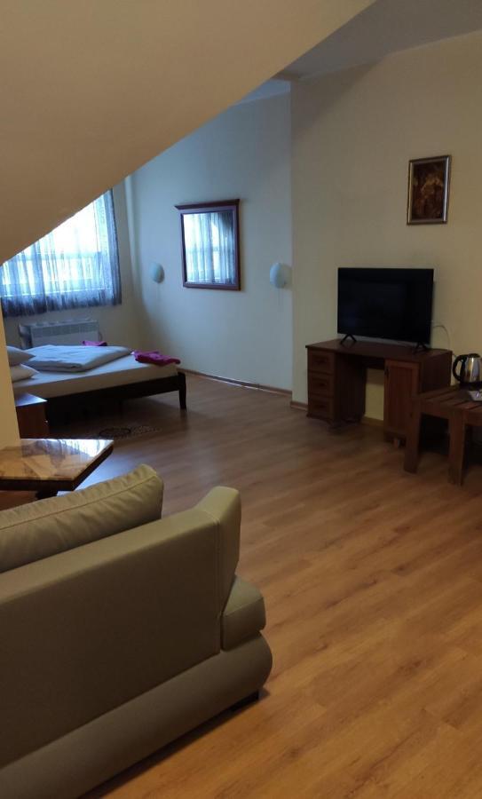 Bra Haus Hotel Branev Bagian luar foto
